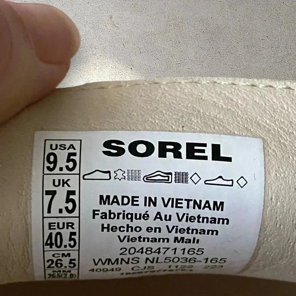 SOREL JOAN NOW LOAFER‎ Sz 9.5 Cream
